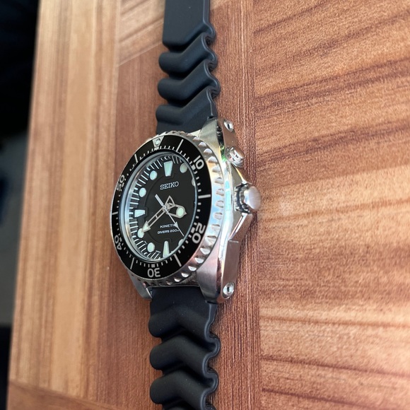 Seiko Kinetic Scuba Diver SKA371 - Picture 4 of 8